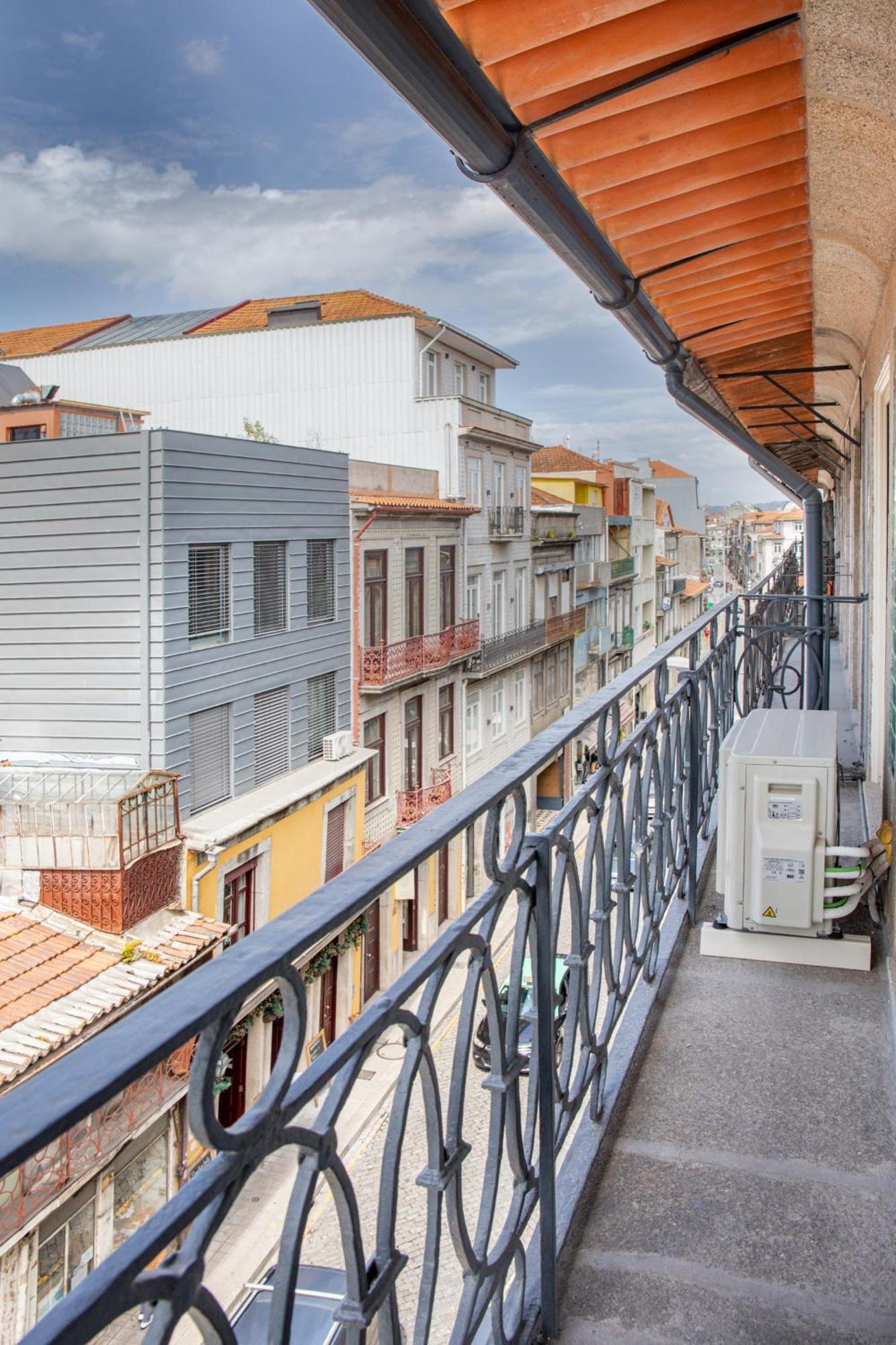Poveiros Oak Loft - Santo Ildefonso Apartment Porto Exterior foto